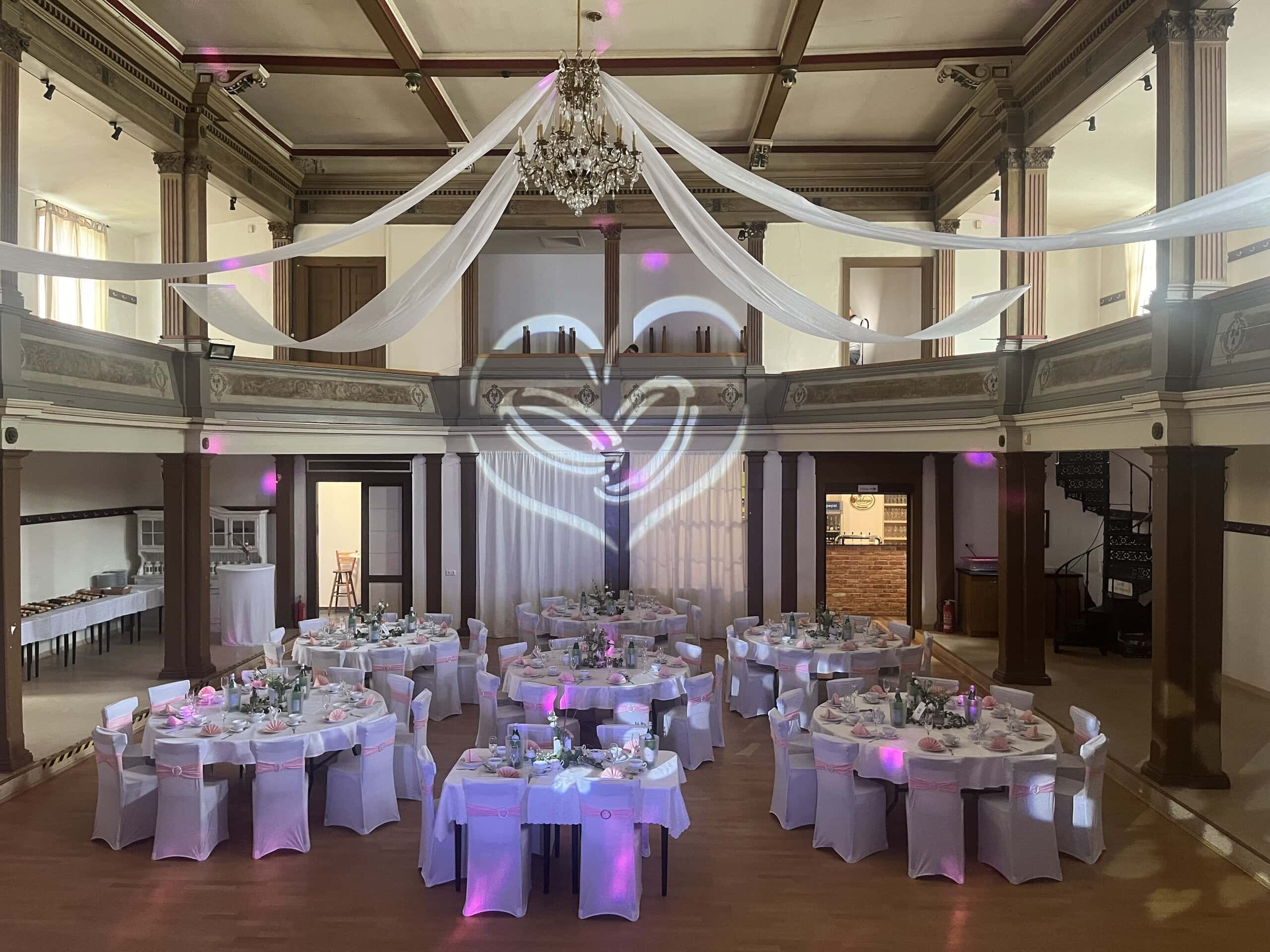 Lichtkonzept von DJ Andreas auf einer Hochzeit